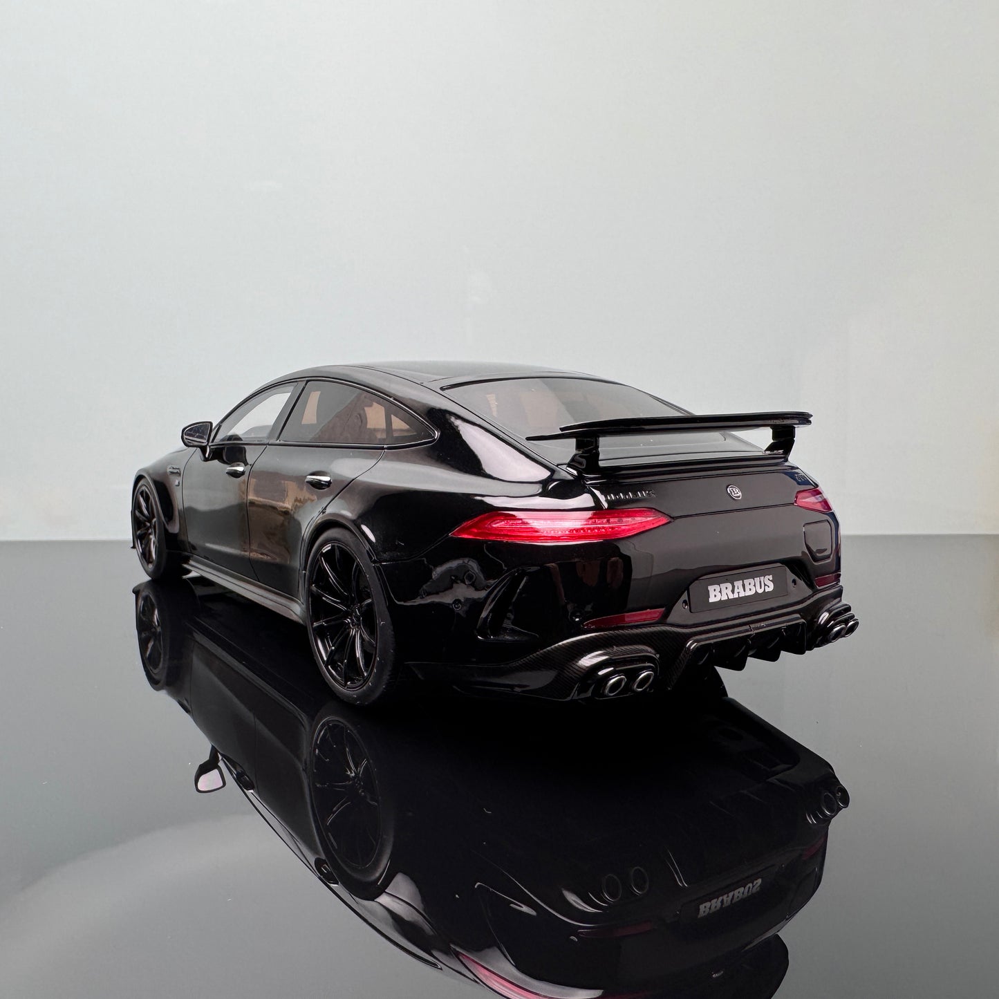 BRABUS 930 Coupe Limited Edition Simulated Resin Car Model 1:18 GT Spirit