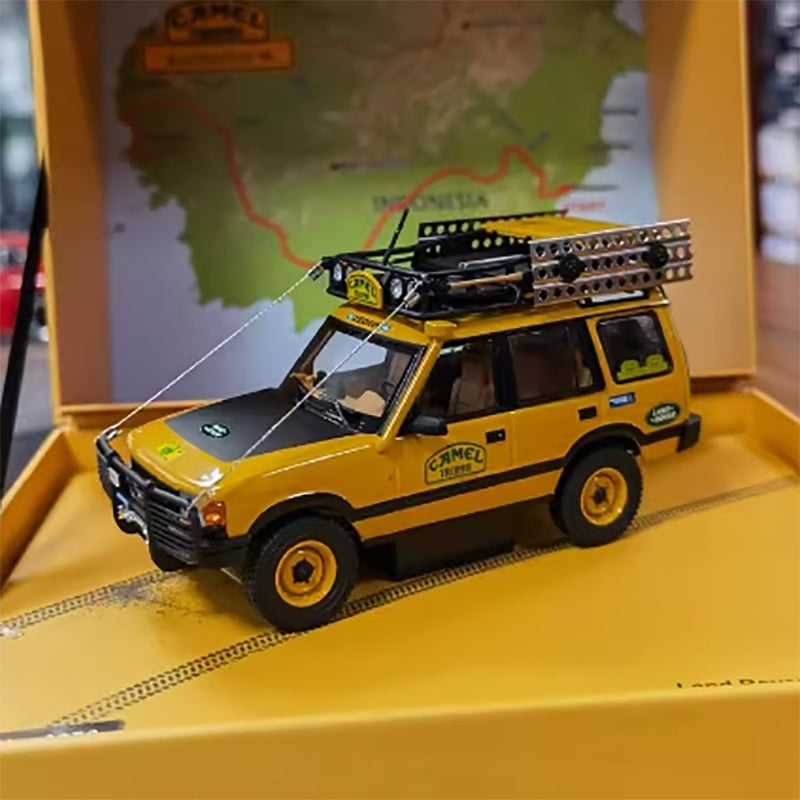 AlmostReal 1:43 Land Rover Discovery First Generation Camel Cup Kalimantan Station Alloy Car Model（410410）