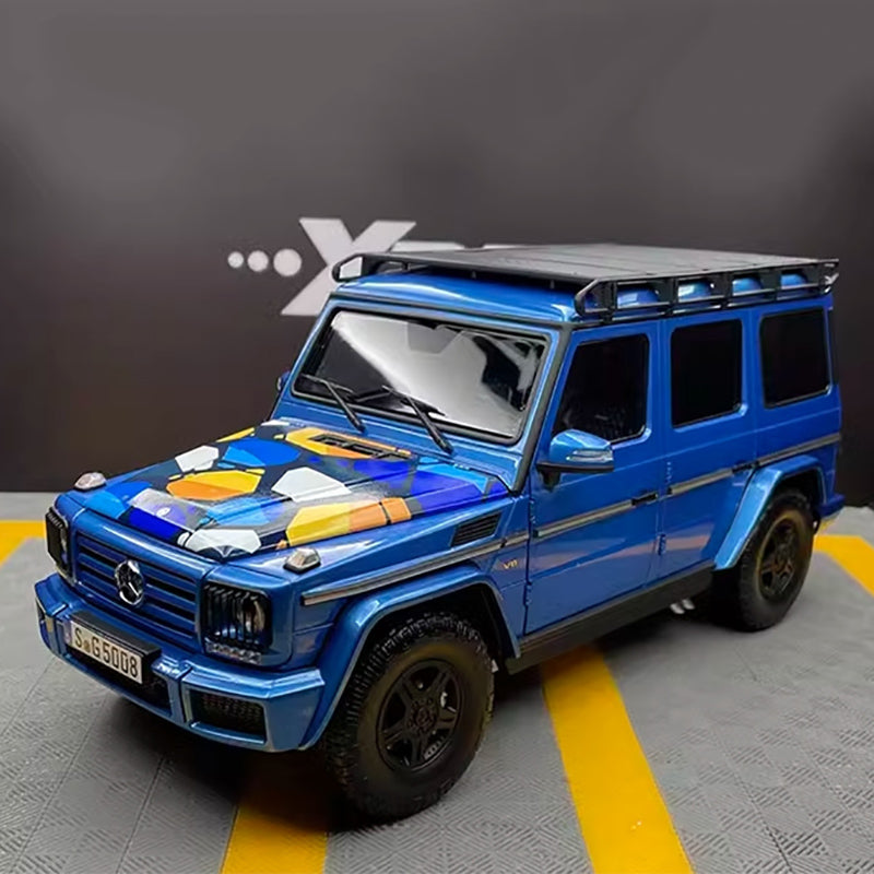 1: 18 AR G-Class W463 painted alloy simulation car model 820616 collection（820616）